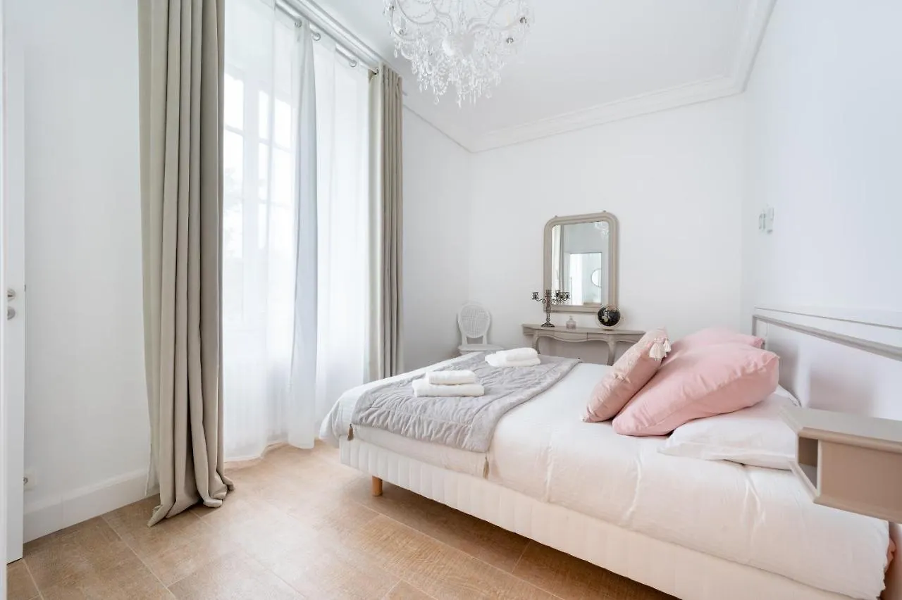 Domaine Les Jardins Darsene Bed & Breakfast Tinteniac France