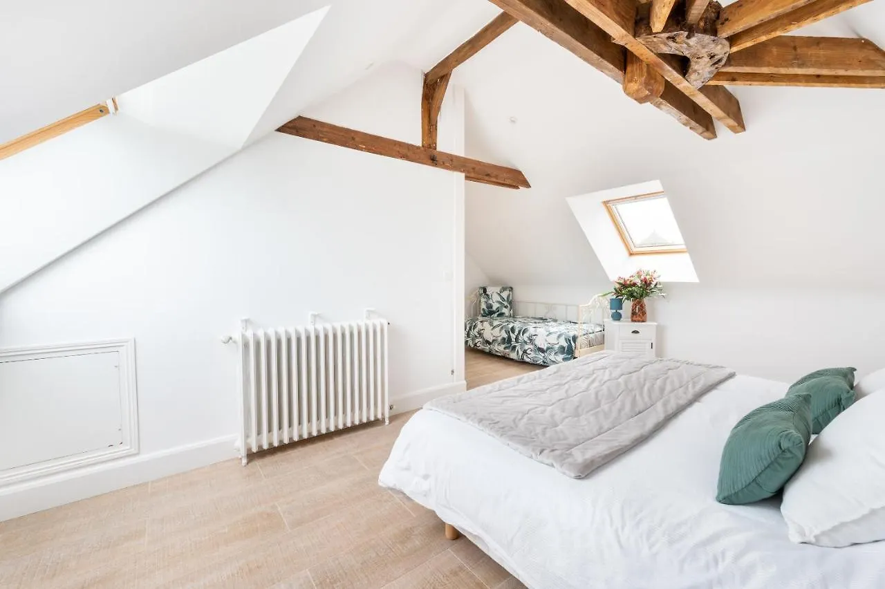Domaine Les Jardins Darsene Bed & Breakfast Tinteniac