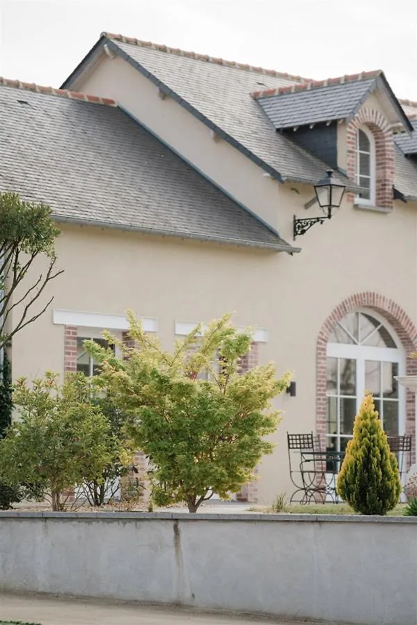 Domaine Les Jardins Darsene Bed & Breakfast Tinteniac France