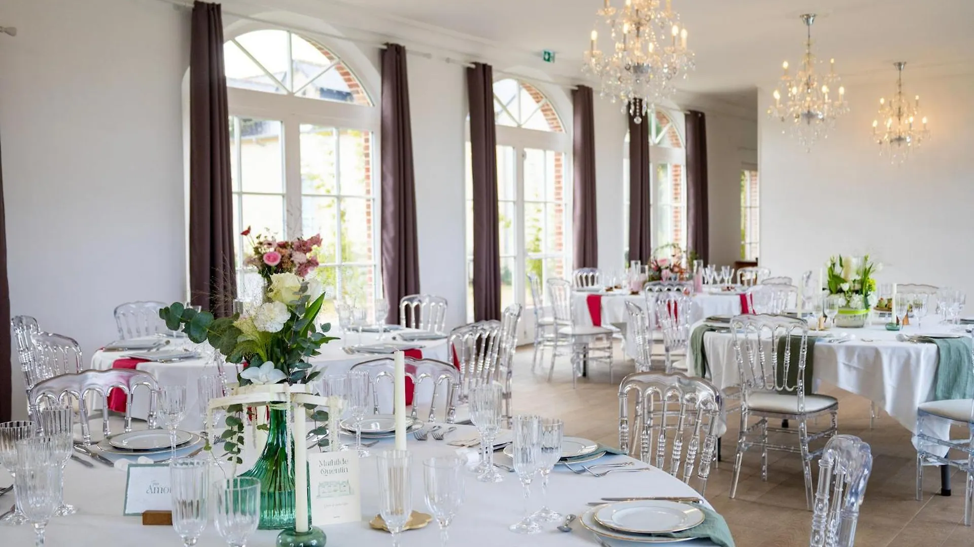 Domaine Les Jardins Darsene Bed & Breakfast Tinteniac 0*,
