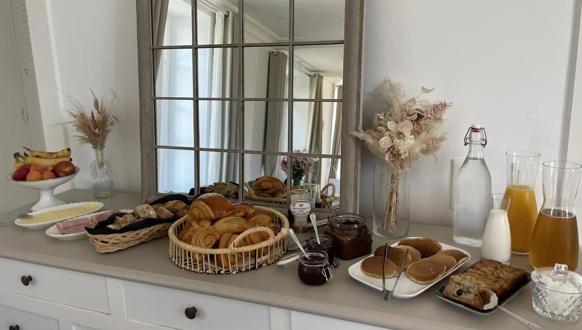 Domaine Les Jardins Darsene Bed & Breakfast Tinteniac